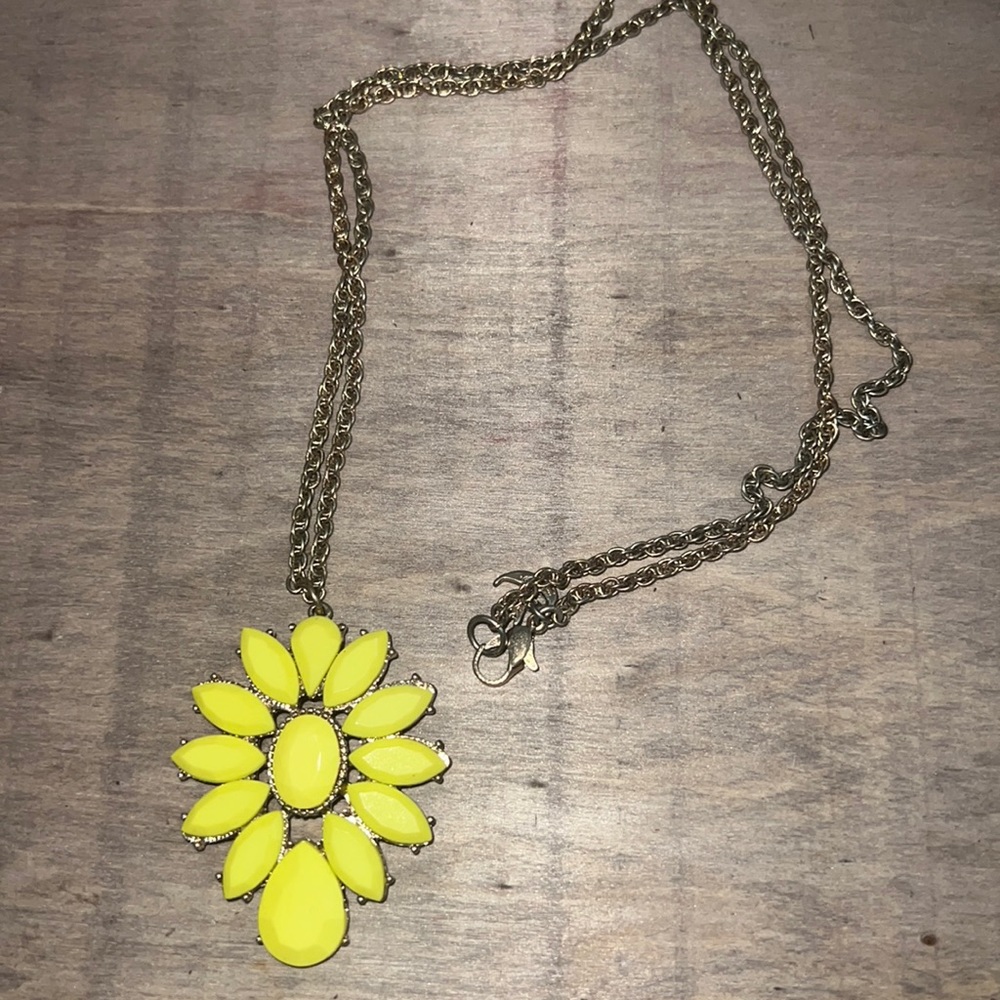 Yellow pendant flower